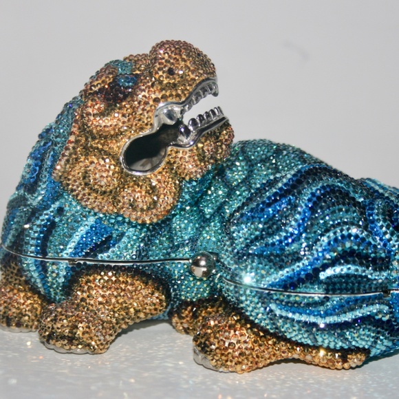 NIB Judith Leiber Foo Dog Blue Bag Clutch - Picture 2 of 8